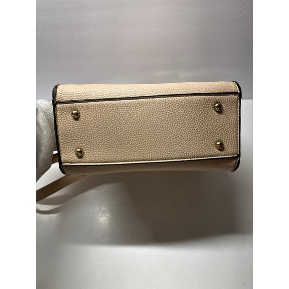 Cream‎ Square Purse (no brand) - Picture 4 of 7